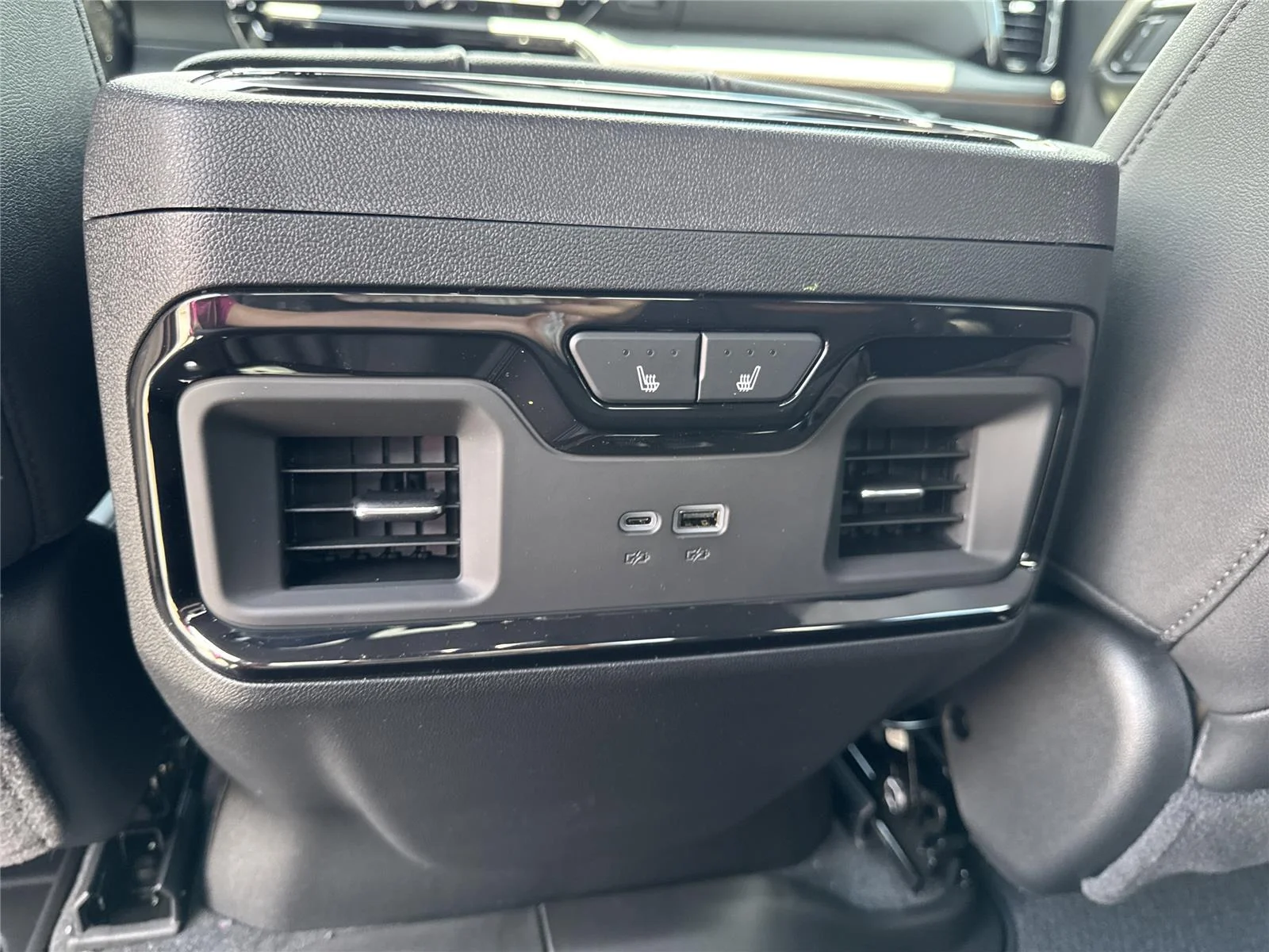 New 2026 Onyx Black GMC AT4 image 17