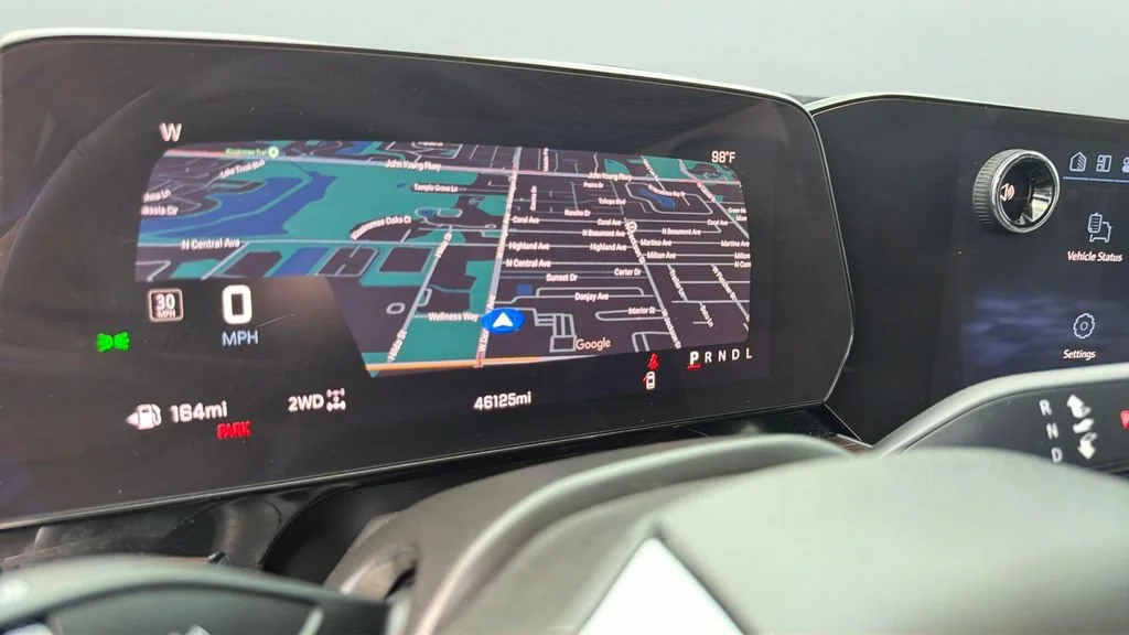 Used 2025 Dark Ash Metallic Chevrolet Premier image 21