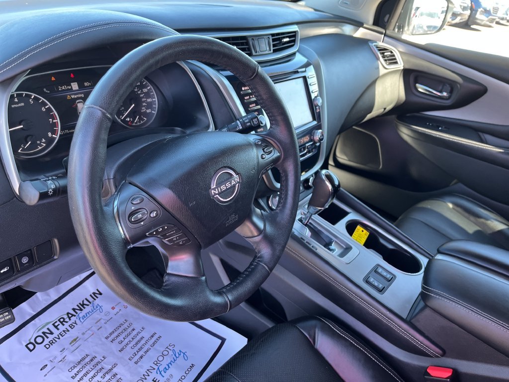 Used 2023 Silver Nissan SL image 14