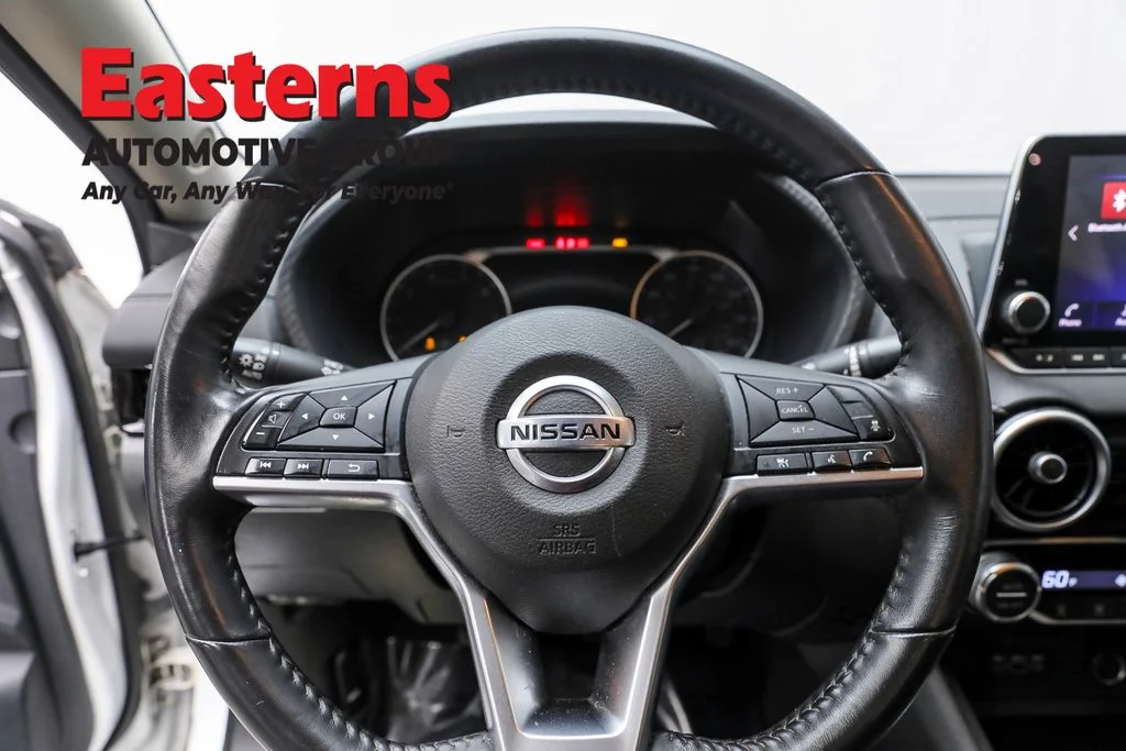 Used 2021 White Nissan SV image 10