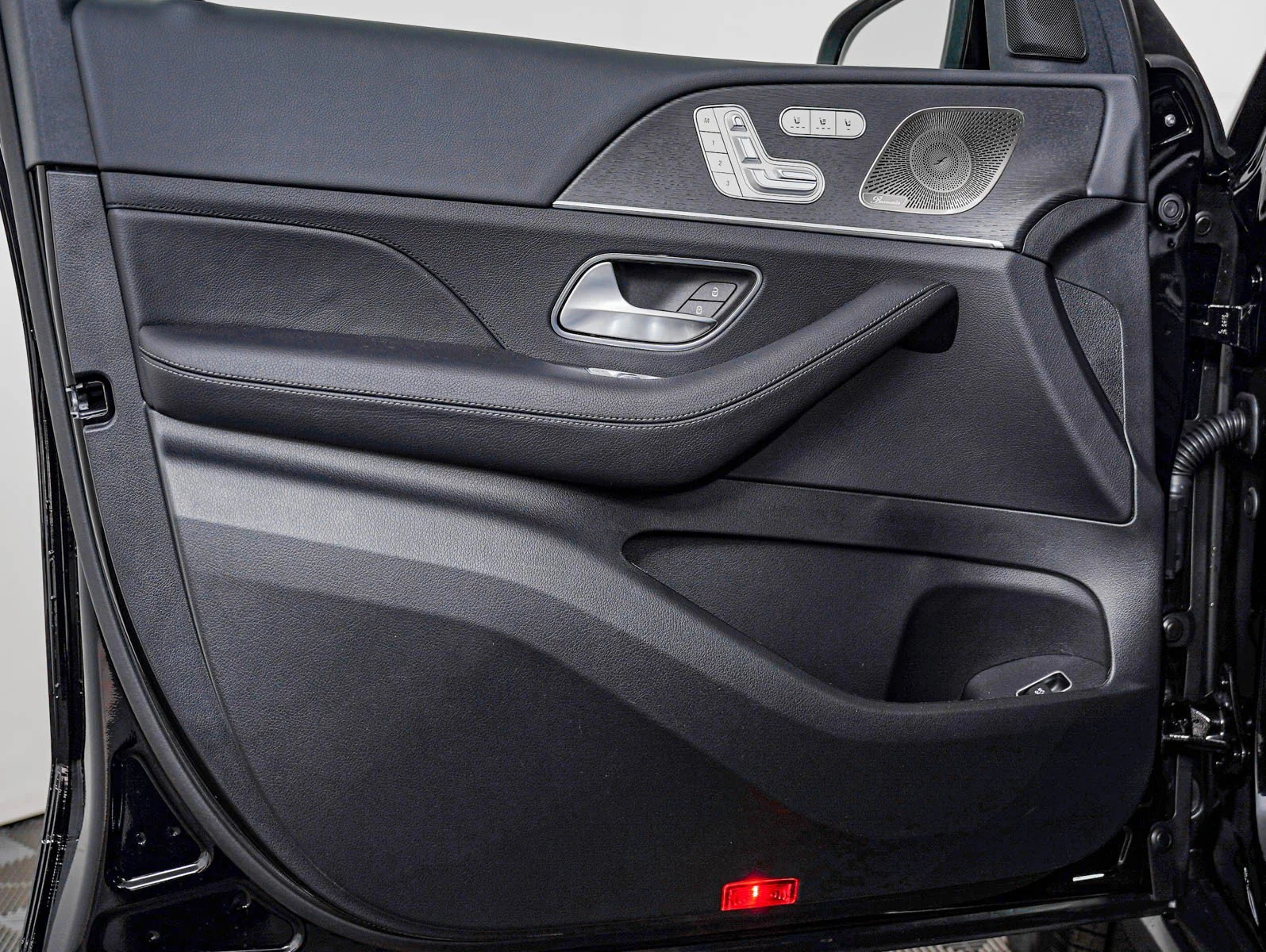 New 2026 Black Mercedes-Benz 450 4MATIC® image 20