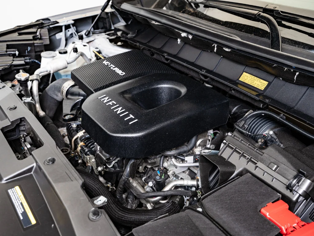 Used 2025 Warm Titanium INFINITI LUXE image 49
