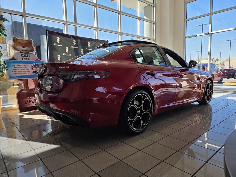 2025 Alfa Romeo Giulia Intensa - Photo 2