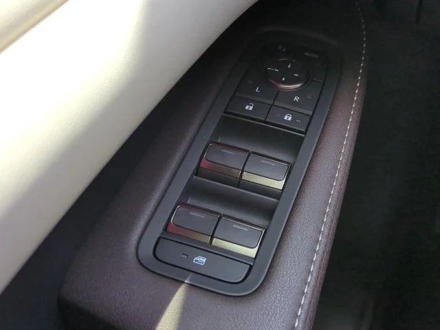2026 Lexus RX 350 Premium - Photo 23