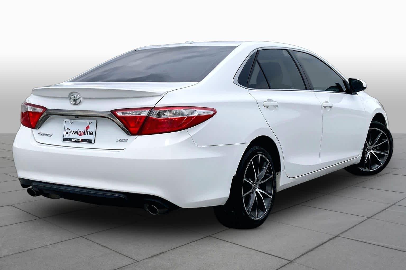 Used 2015 Super White Toyota XSE image 13