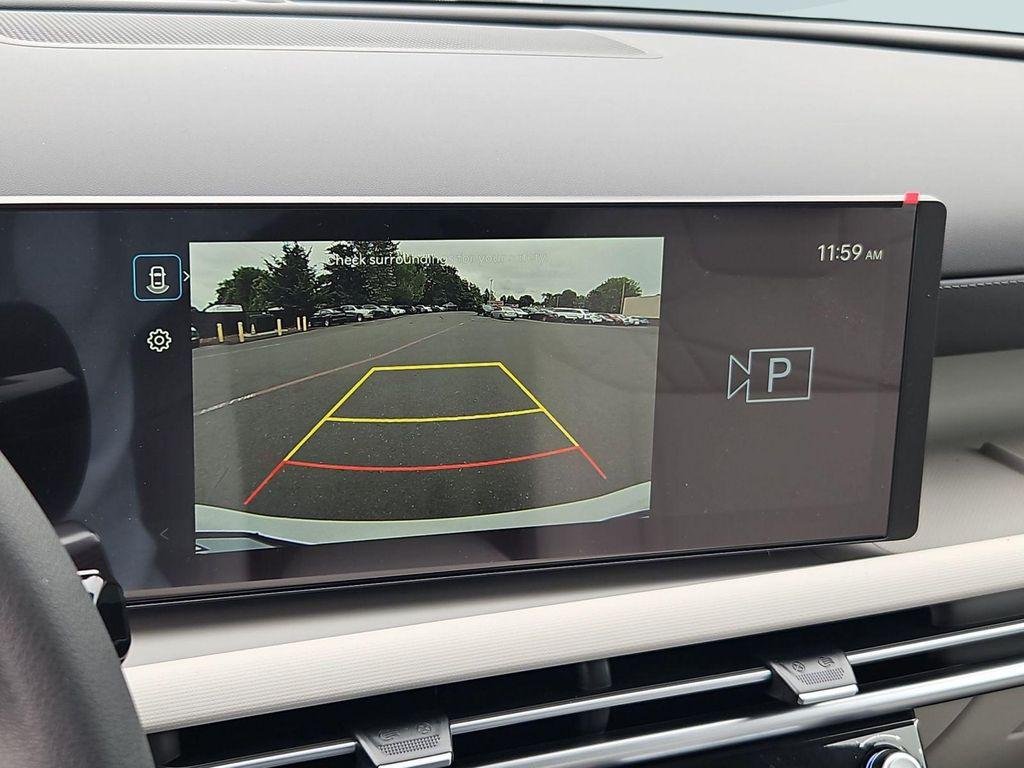 New 2026 White Hyundai SEL AWD image 19