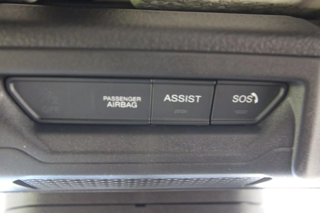 New 2026 Hydro Blue Pearlcoat Jeep Sahara image 38