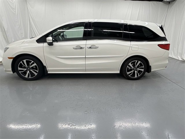 2019 Honda Odyssey Elite photo 2