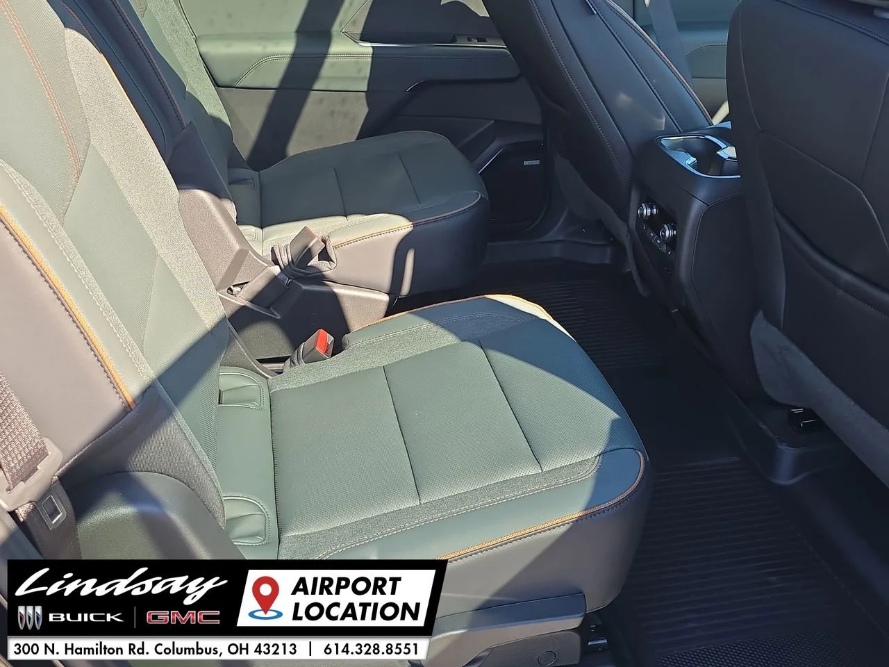 2026 GMC Acadia AT4 - Photo 29