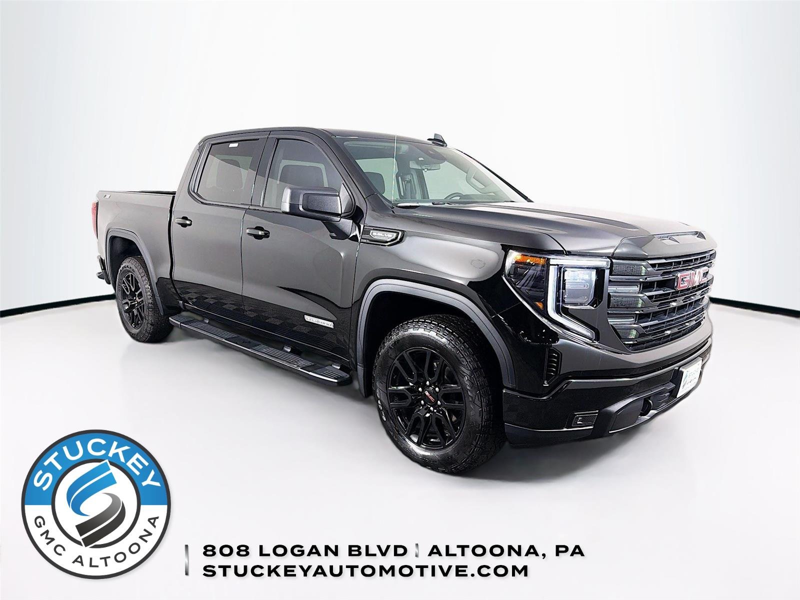 2026 GMC Sierra 4WD Crew Cab Short Box Elevation's photo