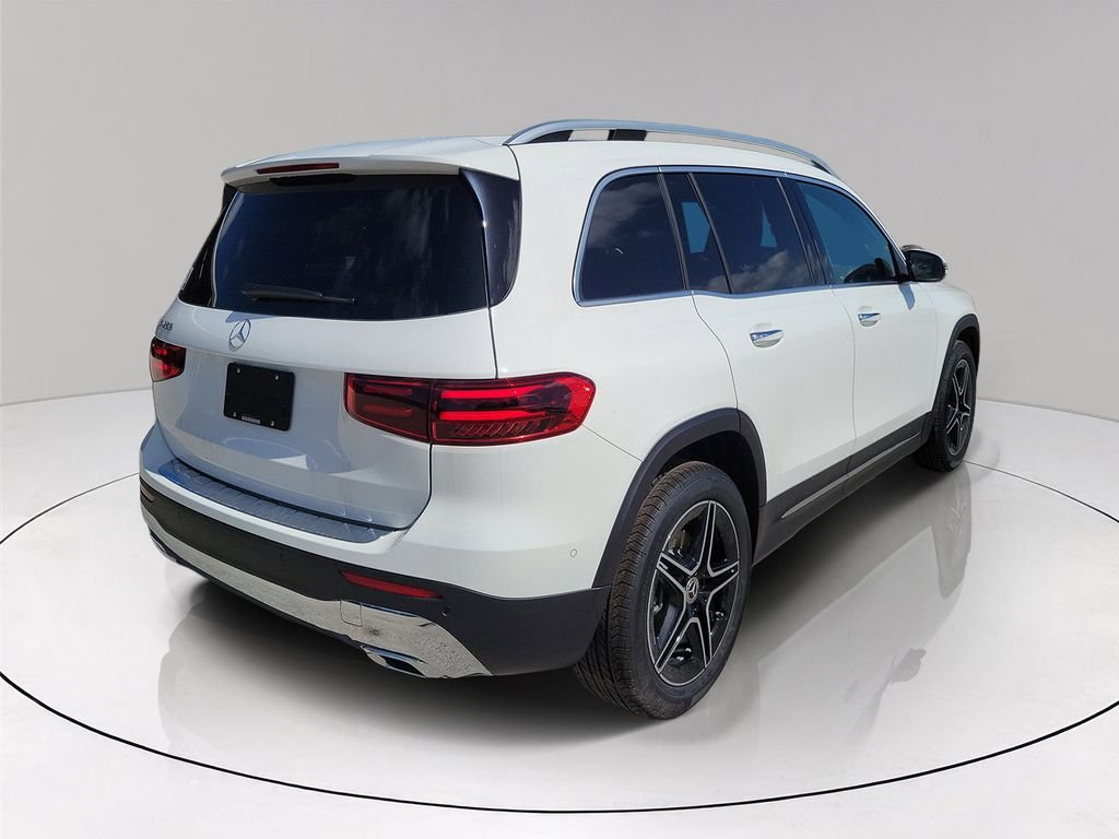 New 2026 Polar White Mercedes-Benz GLB 250 image 6