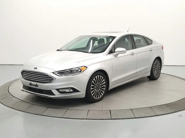 Used 2018 Silver Ford Titanium image 4