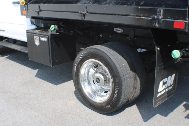 Used 2024 White Ford XL image 5