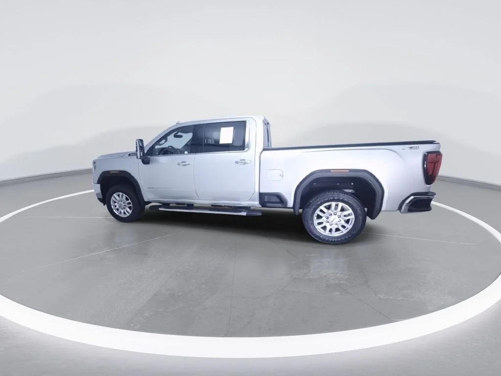Used 2023 Silver GMC SLT image 7