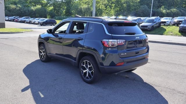 Used 2024 Blue Jeep Limited image 7