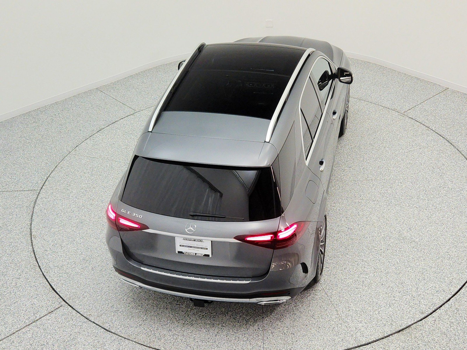 Used 2025 Selenite Grey Metallic Mercedes-Benz GLE 350 SUV image 28