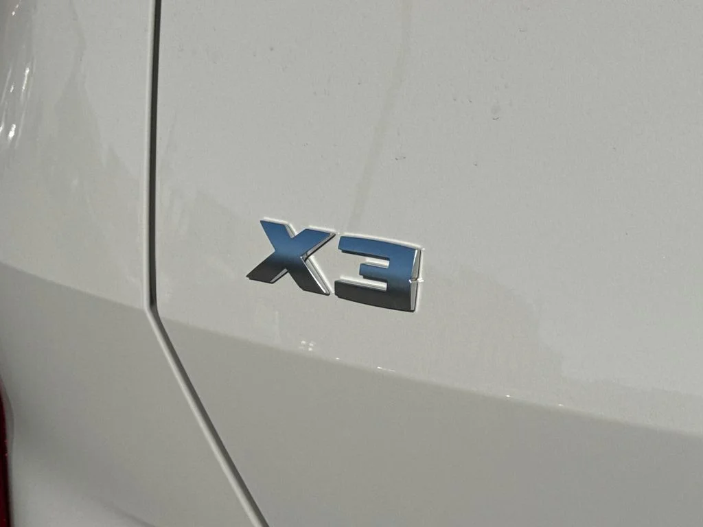 New 2026 Beige BMW M50 xDrive image 10