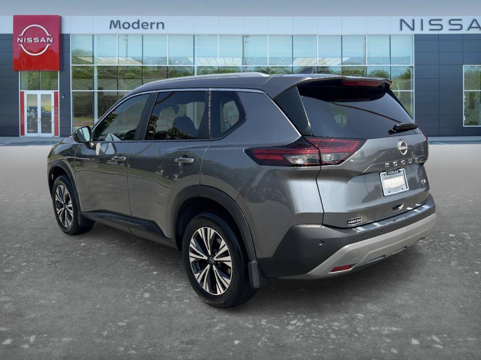 Certified Used 2023 Gun Metallic Nissan SV image 7