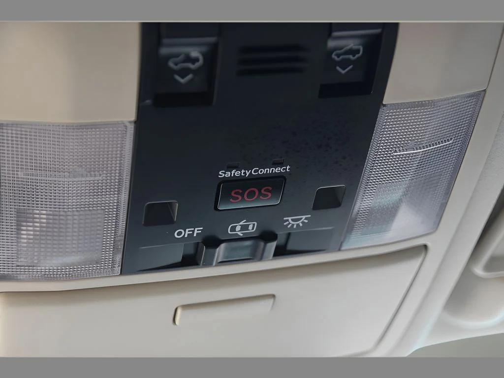 Used 2015 Black Onyx Lexus Base image 38