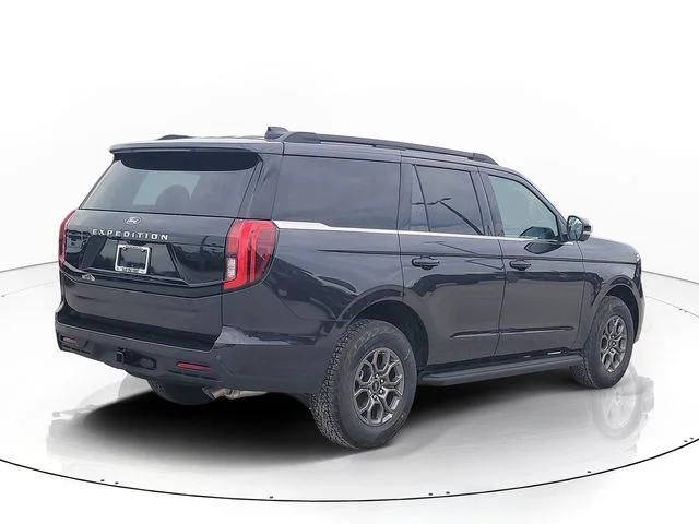 New 2027 Gray Metallic Ford Active image 5