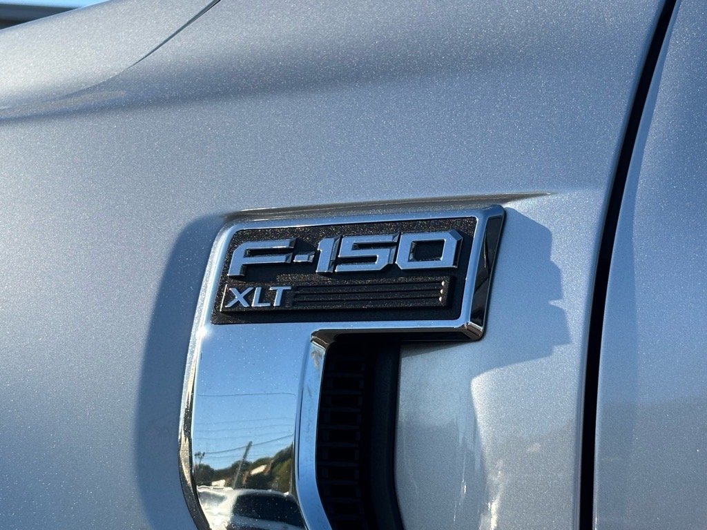 Used 2024 Iconic Silver Ford XLT image 5