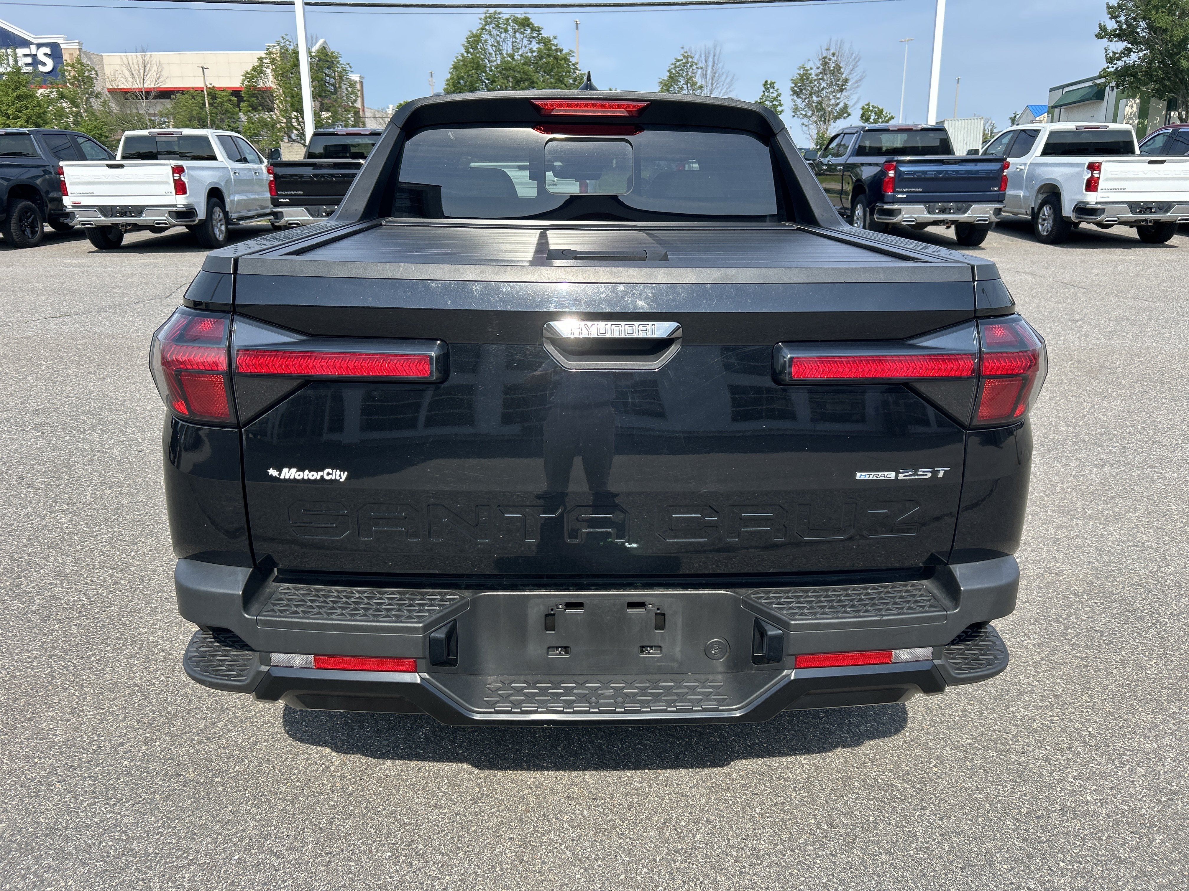 Used 2024 Phantom Black Hyundai NIGHT image 4