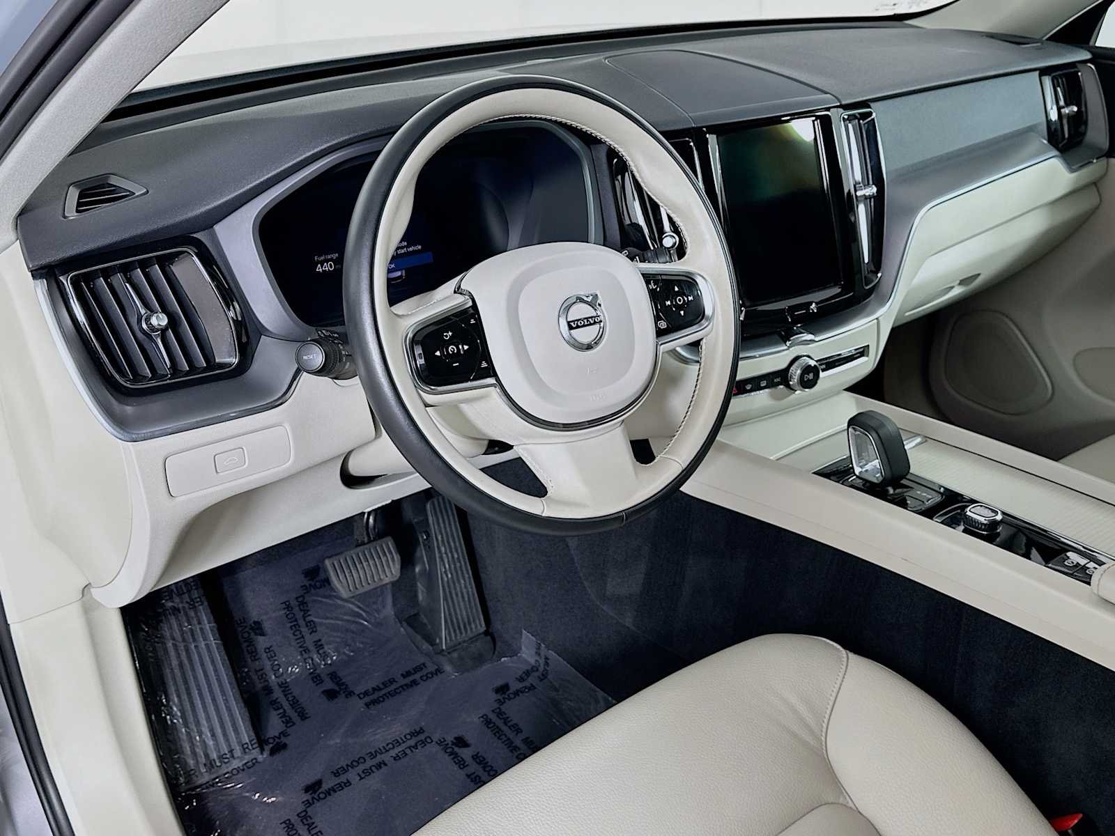 Certified Used 2024 Vapour Grey Volvo Core image 9