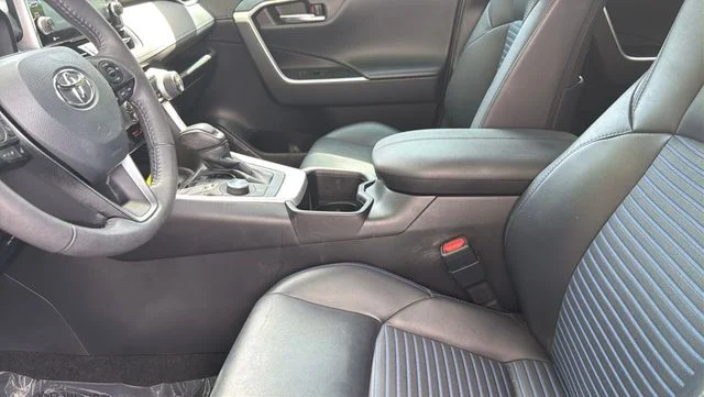Used 2022 Midnight Black Metallic Toyota XSE image 15