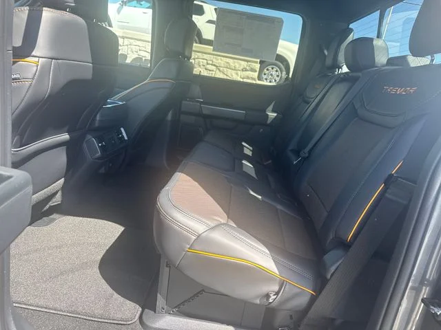 New 2026 Carbonized Gray Metallic Ford Tremor® image 17