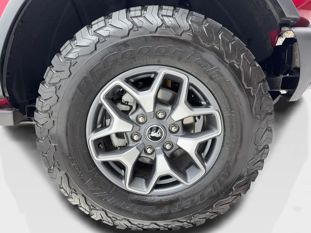 Used 2025 Red Ford Badlands image 53