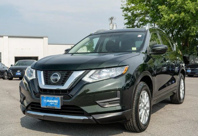 Used 2018 Midnight Pine Nissan SV image 2