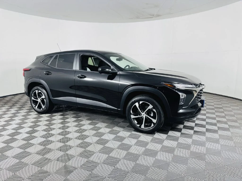 Used 2026 Mosaic Black Metallic Chevrolet 1RS image 2