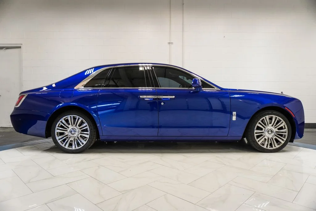 Used 2024 Blue Rolls-Royce Base image 38