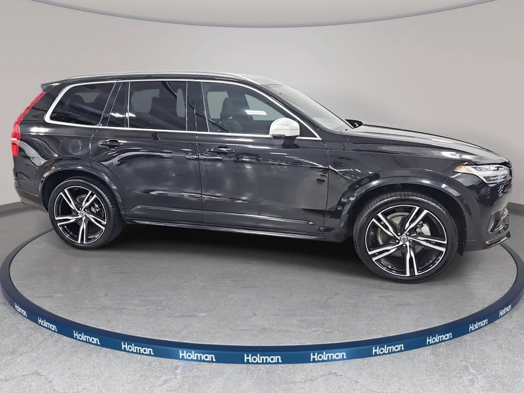 Used 2017 Black Volvo T6 R-Design image 5