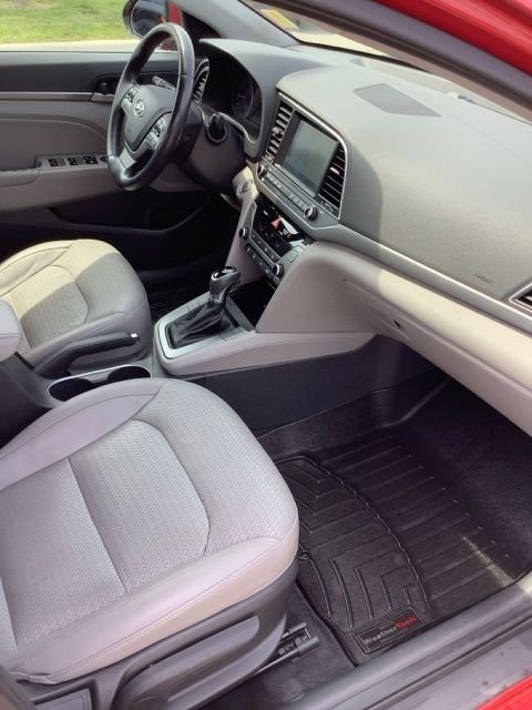 Used 2017 Scarlet Red Hyundai Limited image 25