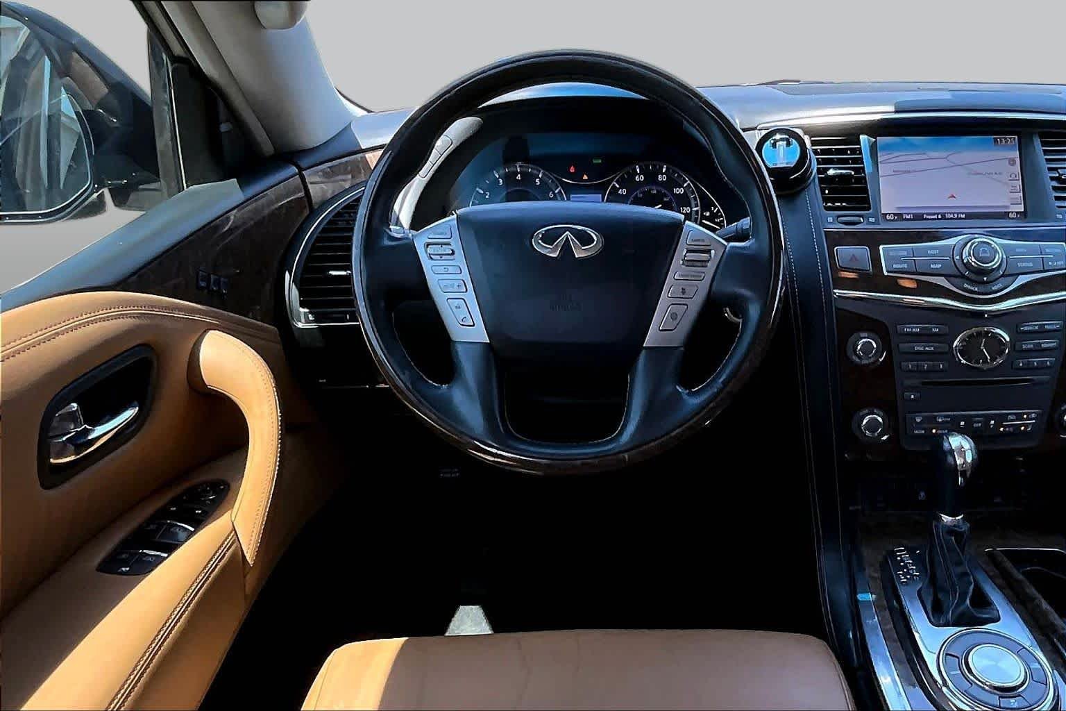 Pre-Owned 2017 INFINITI QX80 Signature Edition