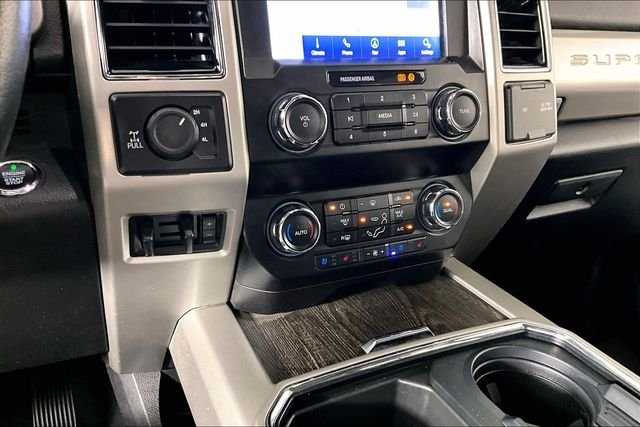 Used 2021 White Ford Lariat image 15