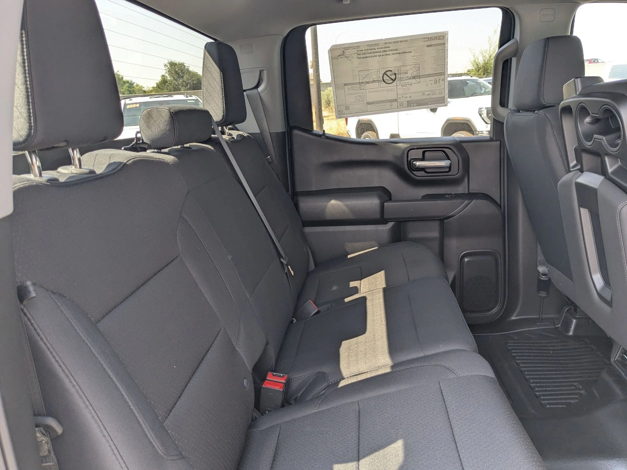 2026 GMC Sierra 1500 Pro - Photo 14