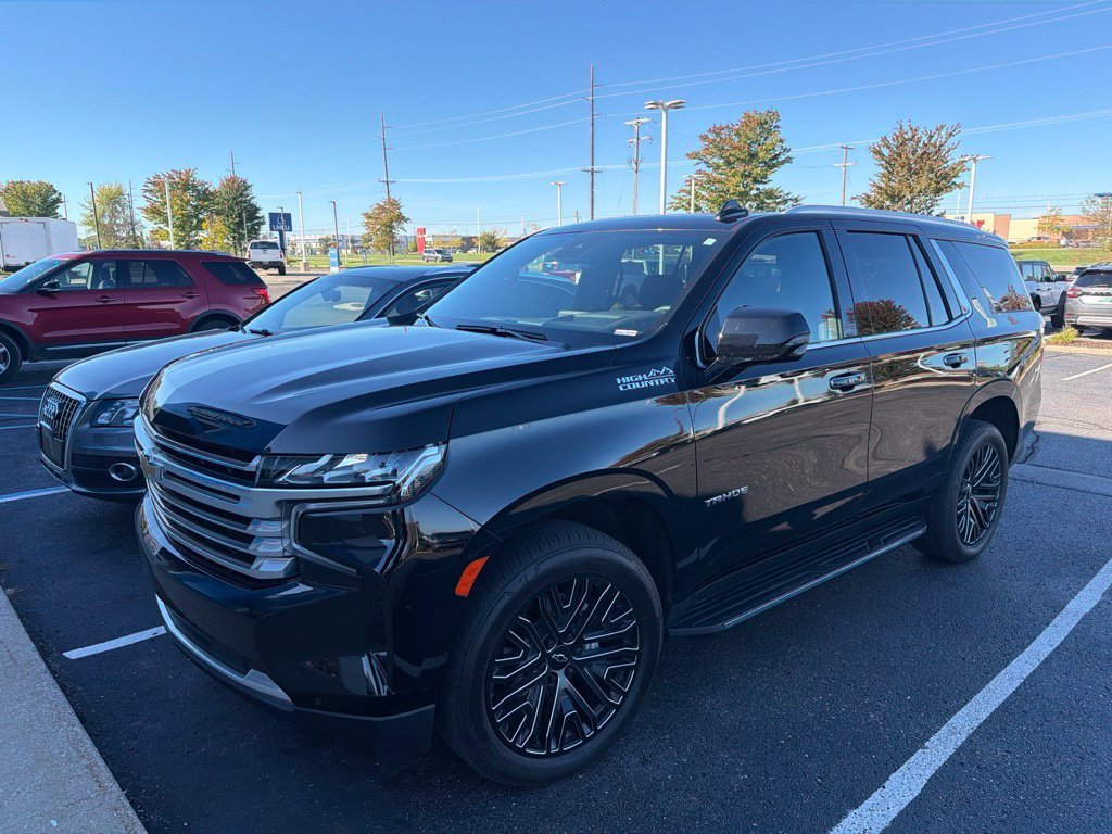 Used 2023 BLACK Chevrolet High Country image 3