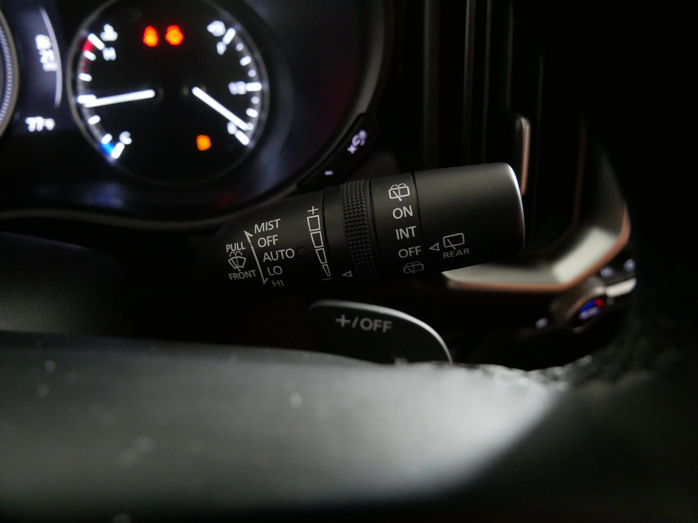 Used 2025 Zircon Sand Metallic Mazda 2.5 Turbo Meridian Edition image 32