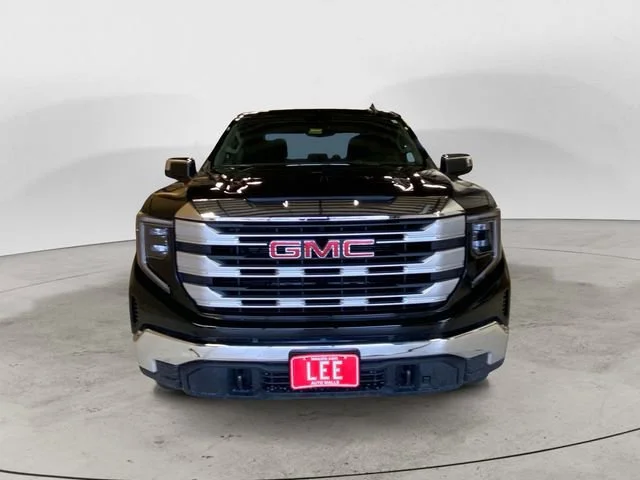New 2026 Onyx Black GMC SLE image 9
