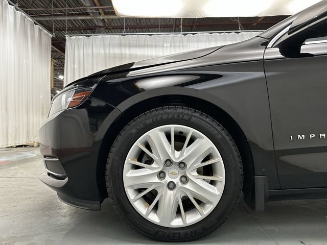 Used 2017 BLACK Chevrolet LS image 21
