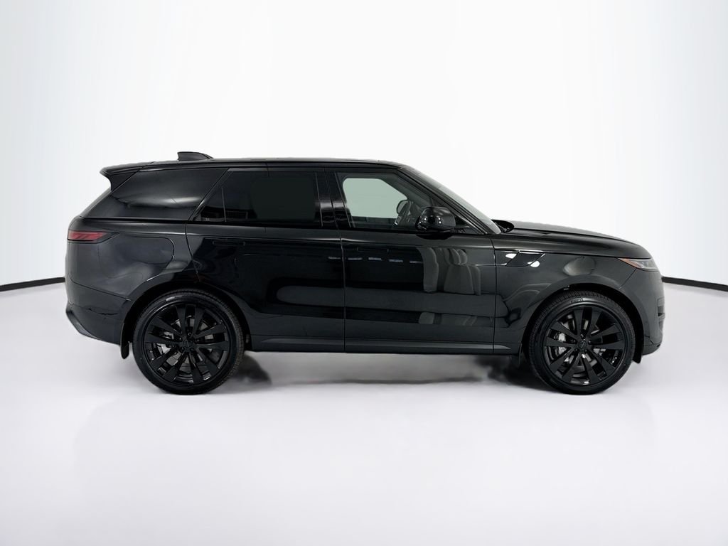 New 2026 Santorini Black Land Rover SE image 4