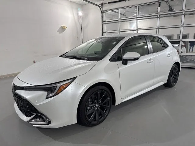 Used 2025 Beige Toyota XSE image 4