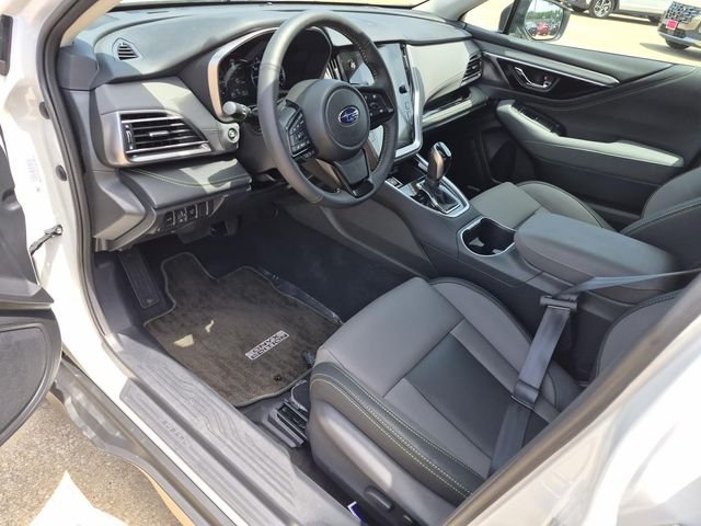Used 2025 White Subaru Onyx Edition image 23