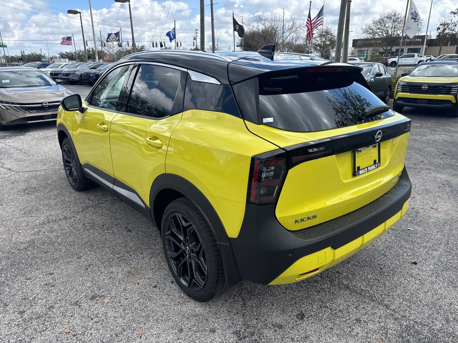 New 2026 Yellow Nissan SR image 9