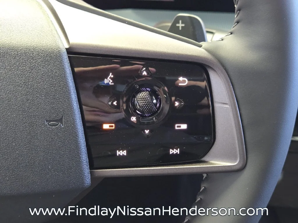 New 2026 White Nissan Platinum image 22
