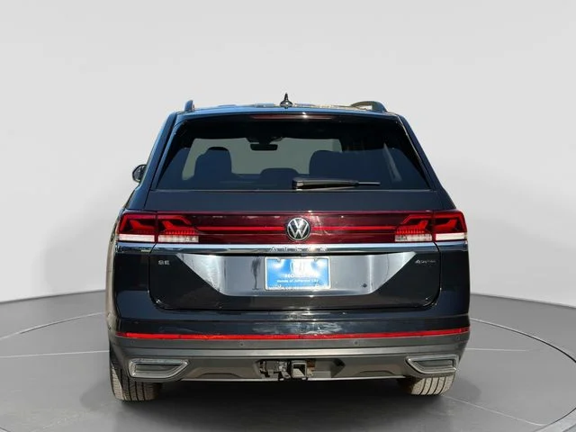 Used 2025 Deep Black Pearl Volkswagen 2.0T SE w/Technology image 5
