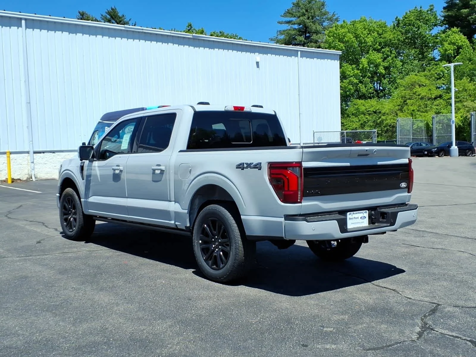 New 2026 Avalanche Ford Platinum image 4
