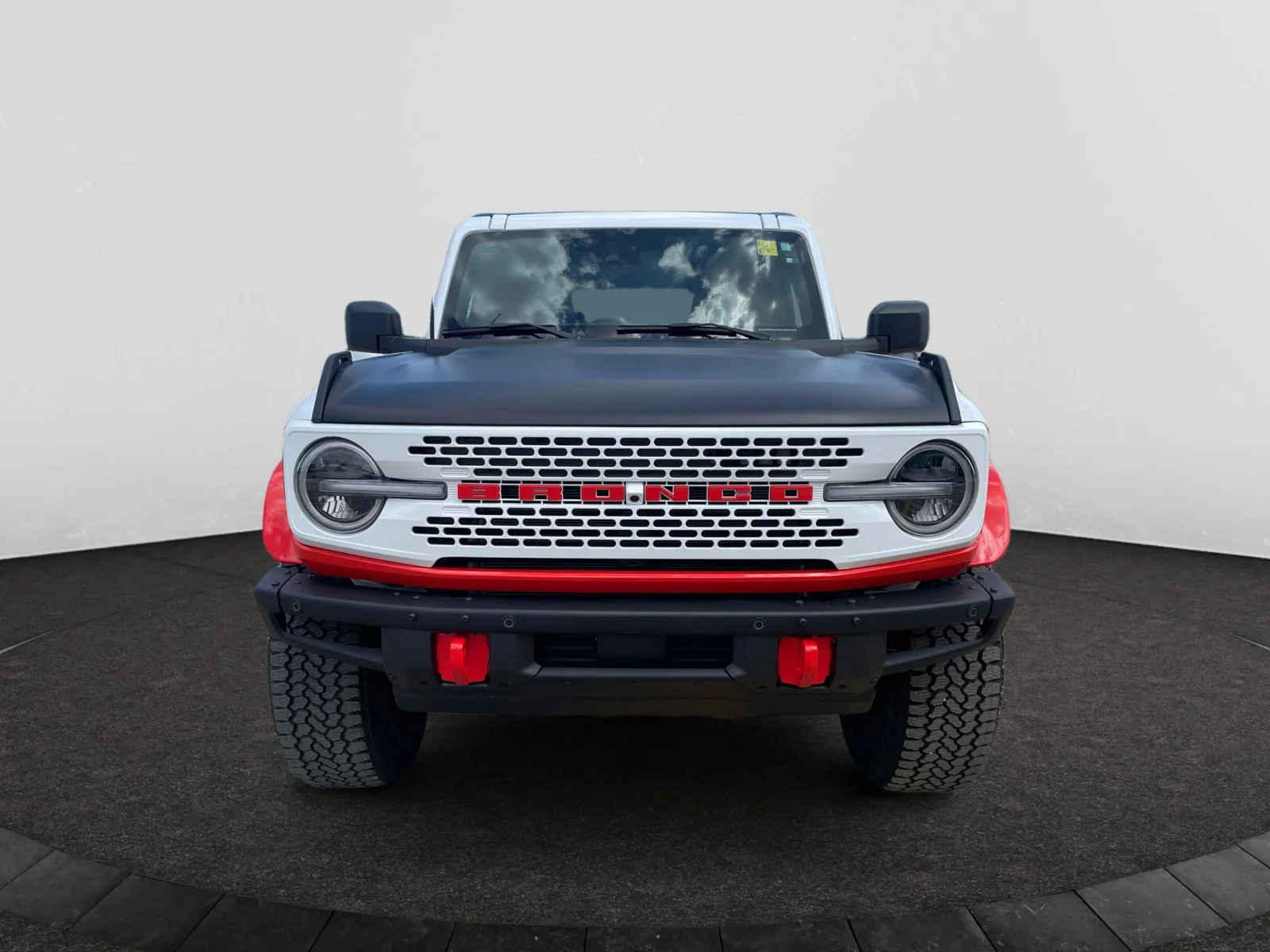 New 2026 Oxford White Ford Stroppe Edition image 8